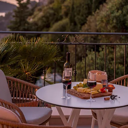 Val Apartment